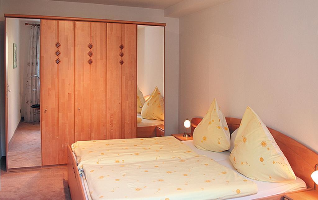 Haus Irmhild Apartment Вилинген Стая снимка