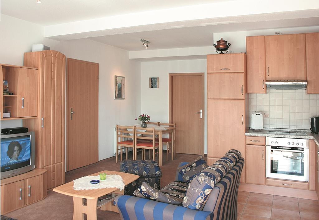 Haus Irmhild Apartment Вилинген Стая снимка